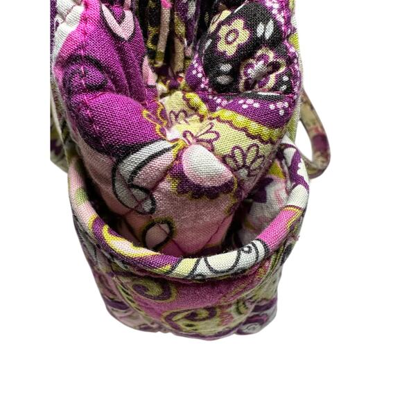 Vera Bradley Medium Bag Tote In Retired Very Berry Paisley Pattern Super Clean - Picture 3 of 9